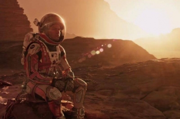 NASA宣布火星存在“液态水”是给科幻大片《火星救援》（The Martian）打广告？