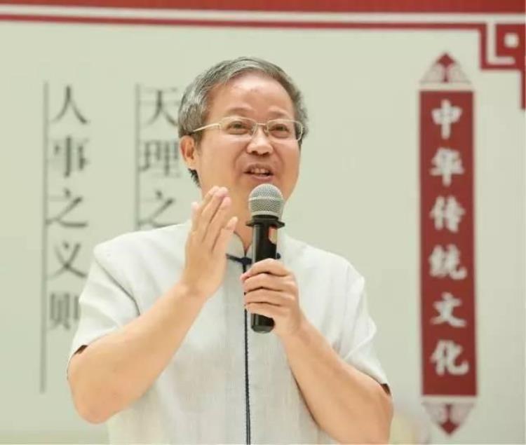 鲍鹏山「鲍鹏山朋友戏称鲍子他是一个农民的儿子他是如何一举成名的」