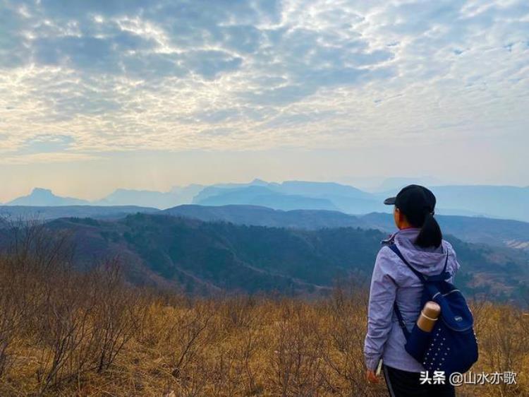 误入石家庄井陉黄土洼发现千风寨漫山韭菜花大峡谷心生敬畏