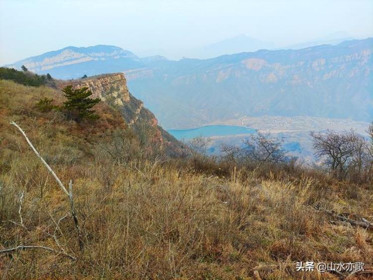 误入石家庄井陉黄土洼发现千风寨漫山韭菜花大峡谷心生敬畏