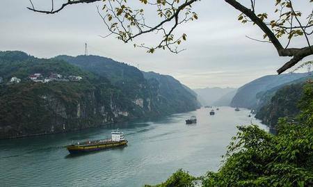 长江三峡指的是哪个三峡(长江三峡是由瞿塘峡)