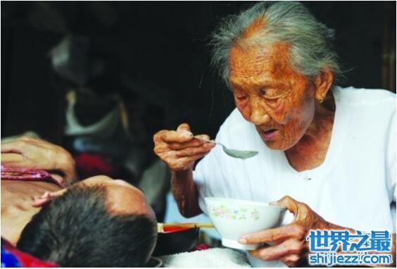 催人泪下的人性与爱图片，看完能不哭的算我输