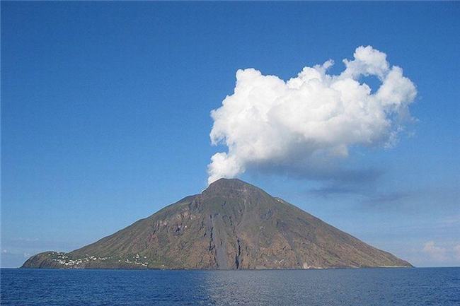 世界十大火山有哪些 克利夫兰火山上榜帕卡亚相当神奇