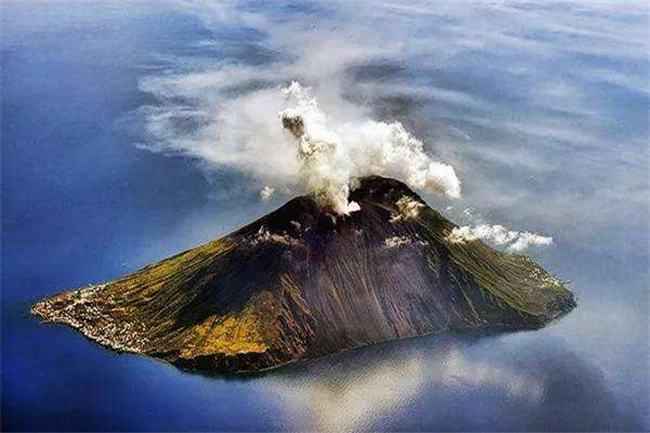 世界十大火山有哪些 克利夫兰火山上榜帕卡亚相当神奇