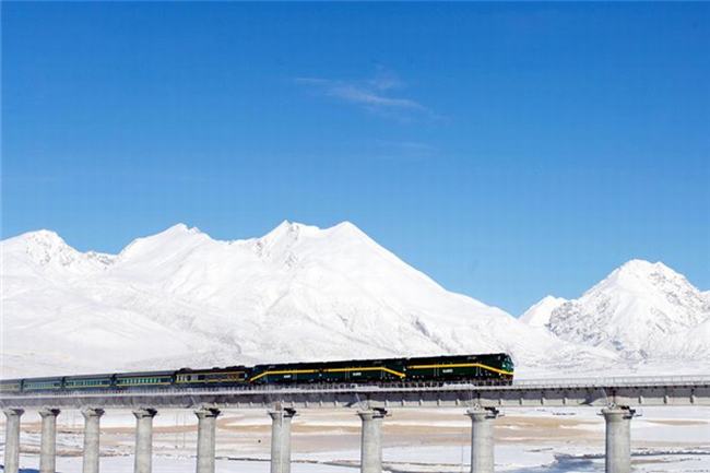 世界上最长的高原冻土隧道 昆仑山隧道（位于青海境内）