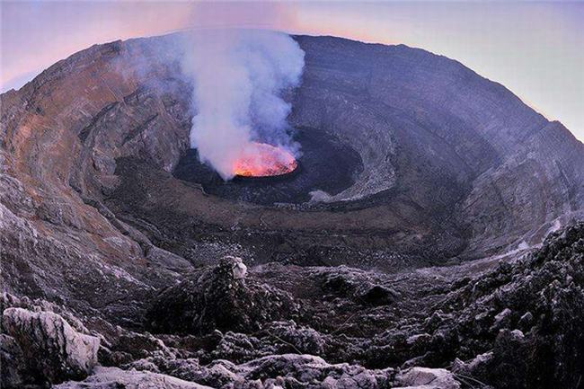 世界上最危险的火山 这些火山都很危险相当不安分