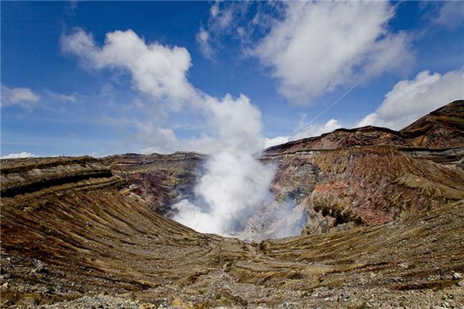 世界上最大的火山岛 位于雷克雅维克的冰岛