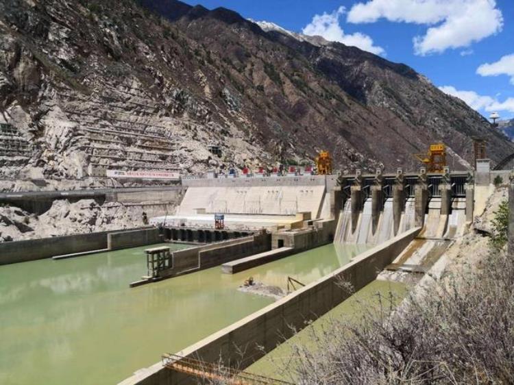 印度最大水电站冲毁,印度建水电站对我国的影响