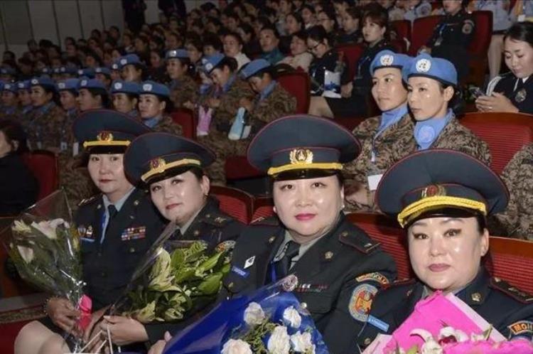 蒙古女兵身材,蒙古国女兵为啥很美