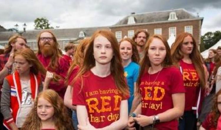 世界人种发色,红发人种会长雀斑吗
