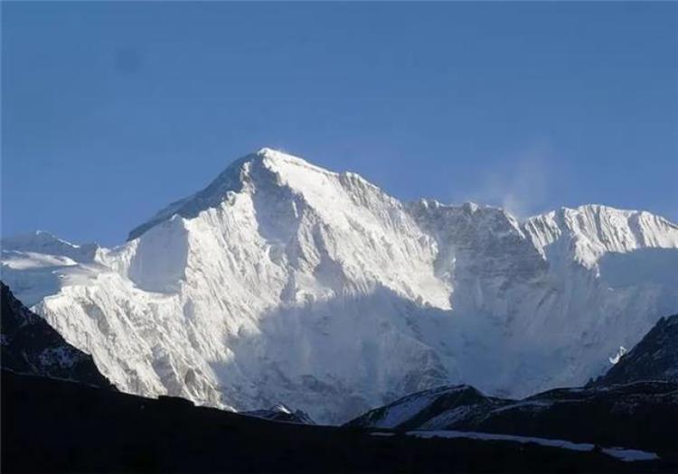 世界十大最高的山脉排名,世界上十大最高的山是什么