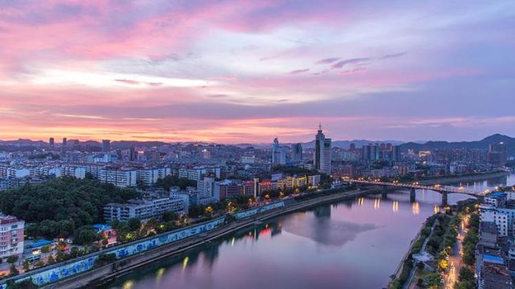 景德镇地名由来中国唯一用帝王年号命名的城市是哪个,景德镇全国文明城市