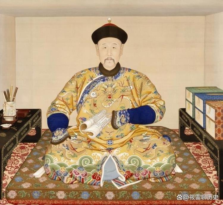 中国王朝将黄色定为皇室专用,历代皇帝黄袍颜色